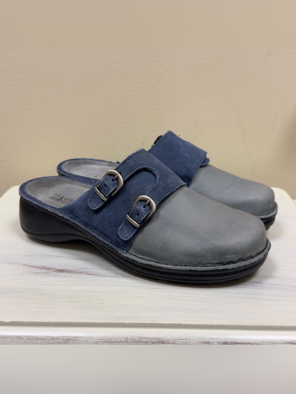 Naot Clog Womens 6 Slate Midnight Blue Leilani Suede Slip‎ On